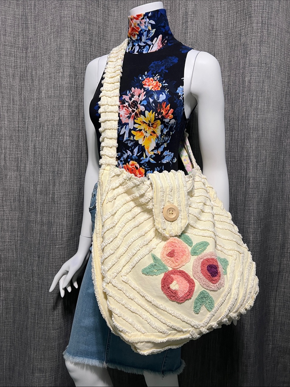 NWOT Artisan Handmade Cream Cotton Chenille Vintage-Inspired Hobo Crossbody Bag